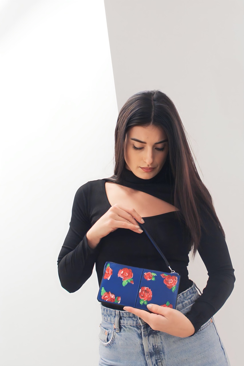 wearable art hand painted wallet red roses by gioromo flowers telamoda3 wearable art hand painted wallet red roses by gioromo flowers telamoda3