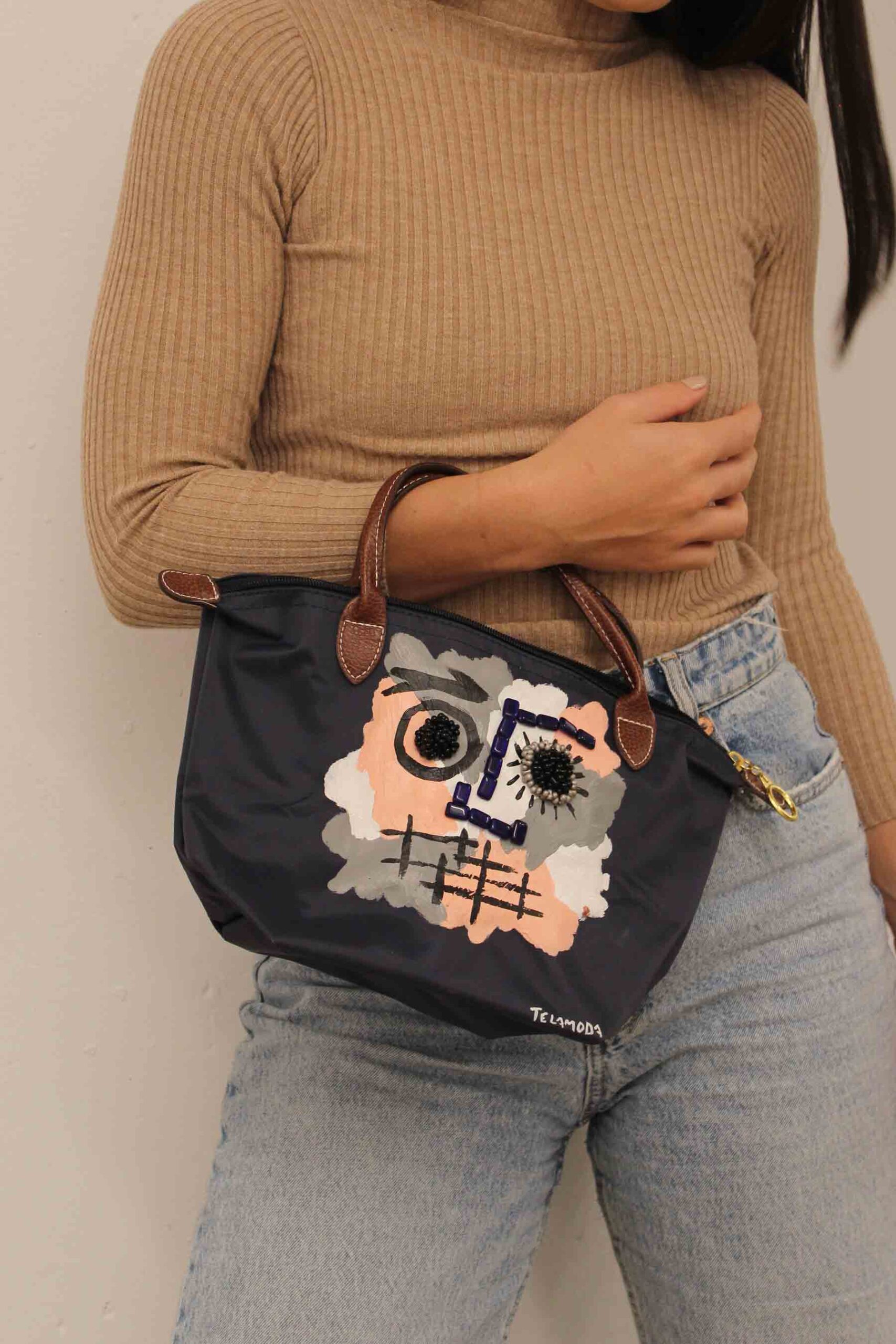 WEARABLE ART HAND PAINTED Kid’s Bag – Stone Face – By Tarik Mendes WEARABLE ART HAND PAINTED Kid’s Bag – Stone Face – By Tarik Mendes